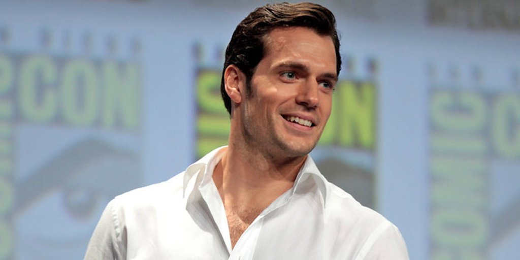 Henry Cavill Gives Up Geralt’s Medallion and Puts Superman’s Cape Back On