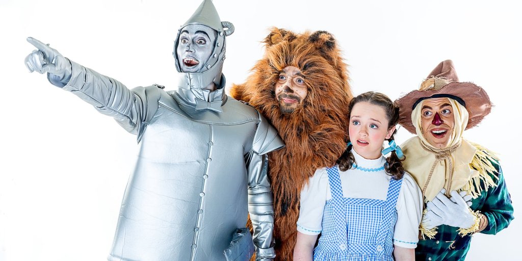 The Wizard of Oz: Revealing the Enigmatic World Behind the Camera